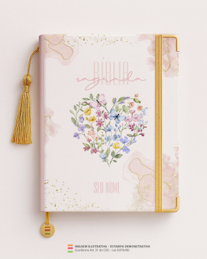 Bíblia Personalizada Flores – Capa com flores MD09 Papel Offset especial Personalizado Impressão colorida em alta resolução Capa dura laminada Lombada ou Espiral Após a confirmação do pedido, entraremos em contato via WhatsApp em até 48h úteis para coletar o nome ou frase.