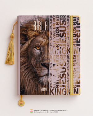 Bíblia Personalizada Leão – Capa expressar MD45 Papel Offset especial Personalizado Impressão colorida em alta resolução Capa dura laminada Lombada ou Espiral Após a confirmação do pedido, entraremos em contato via WhatsApp em até 48h úteis para coletar o nome ou frase.
