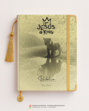 Bíblia Personalizada Leão – Capa Jesus is King 05 Papel Offset especial Personalizado Impressão colorida em alta resolução Capa dura laminada Lombada ou Espiral Após a confirmação do pedido, entraremos em contato via WhatsApp em até 48h úteis para coletar o nome ou frase.