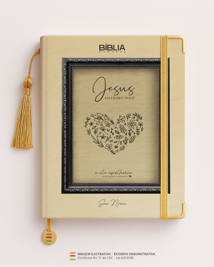 Bíblia Personalizada Leão – Ele Escolheu você 10 Papel Offset especial Personalizado Impressão colorida em alta resolução Capa dura laminada Lombada ou Espiral Após a confirmação do pedido, entraremos em contato via WhatsApp em até 48h úteis para coletar o nome ou frase.